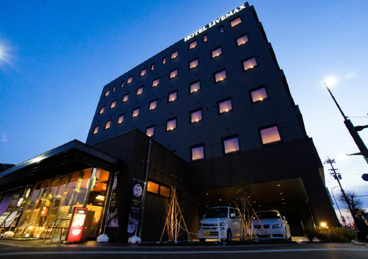 ホテルリブマックス 金沢駅前 金沢市 エクステリア 写真